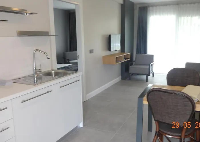 Апарт-отель Altin Yunus Apart Beach Plus 4*